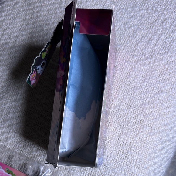 Angel Chloe Bratziez - Picture 2 of 4